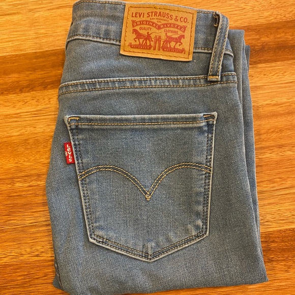Levi 711 Jeans size 25 - Picture 1 of 2